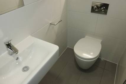 paris-gardens-toilet-2